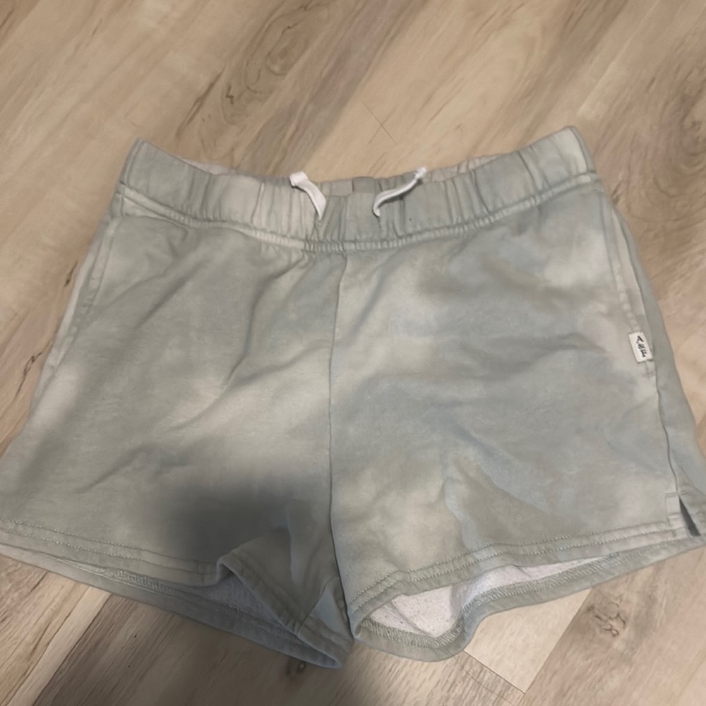 Abercrombie & Fitch Light Gray Women Shorts